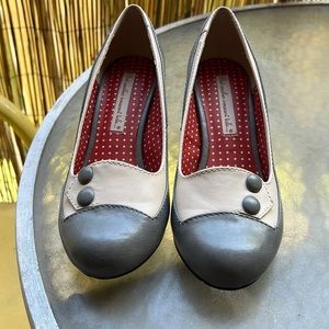Bait Footwear 2 inch Grey & white heels